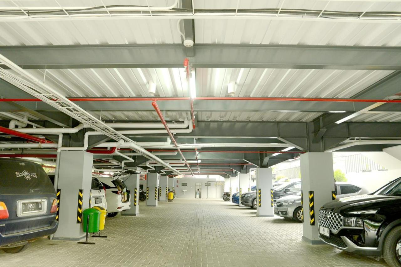 Front One Hotel Pasir Koja Bandung Exteriér fotografie