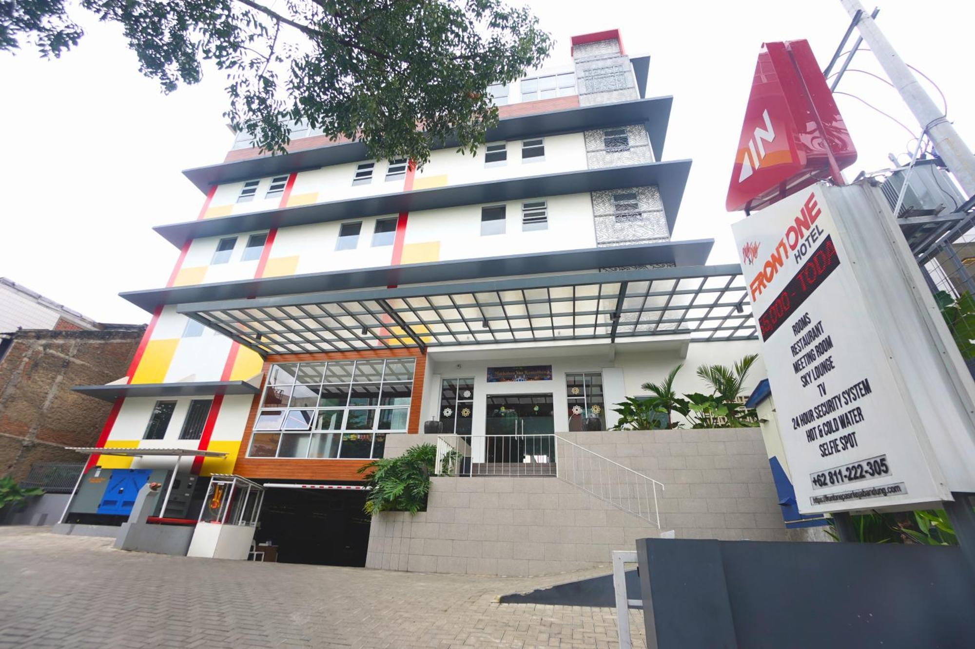 Front One Hotel Pasir Koja Bandung Exteriér fotografie